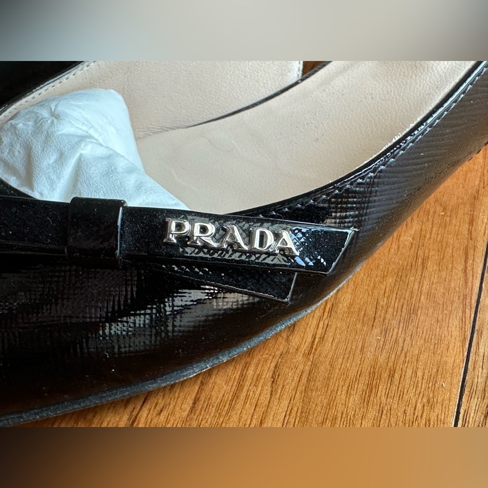Prada flats - Picture 6 of 16